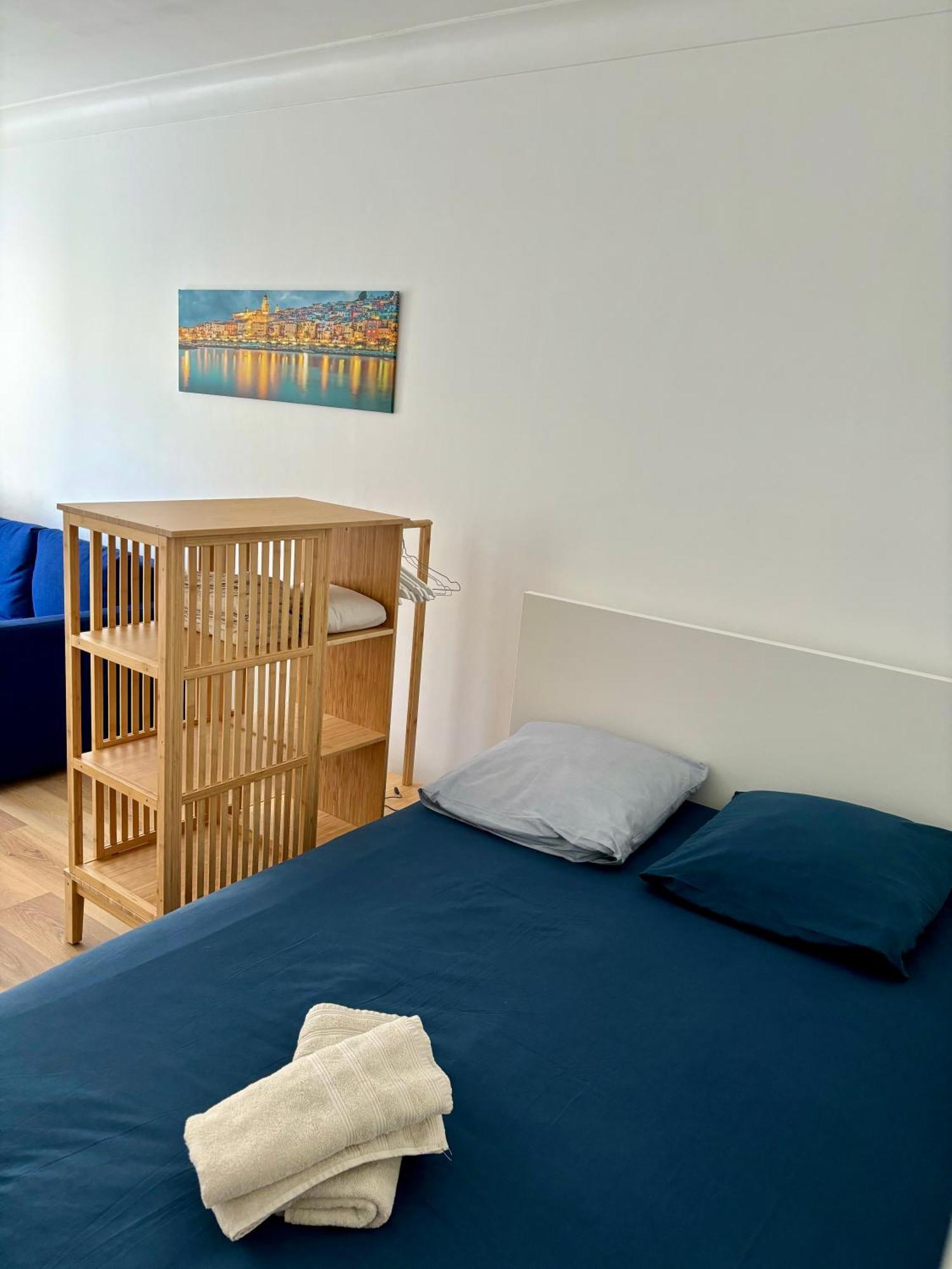 Studio 2 Etoiles A Menton Pour 4 Personnes Exteriér fotografie